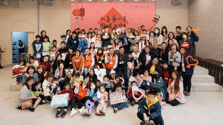 裕民關懷弱勢家庭 攜手現代婦女基金會傳遞新年溫暖